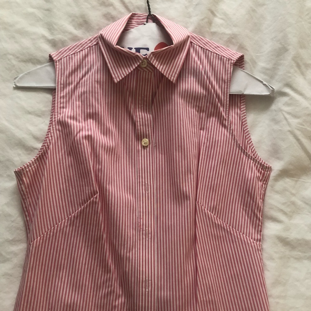 Banana Republic sleeveless blouse